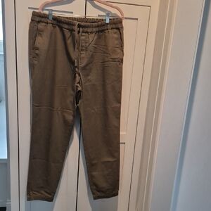Men's Banana Republic TRAVELER  Khaki Green Relaxed Tapered Fit Joggers Size L